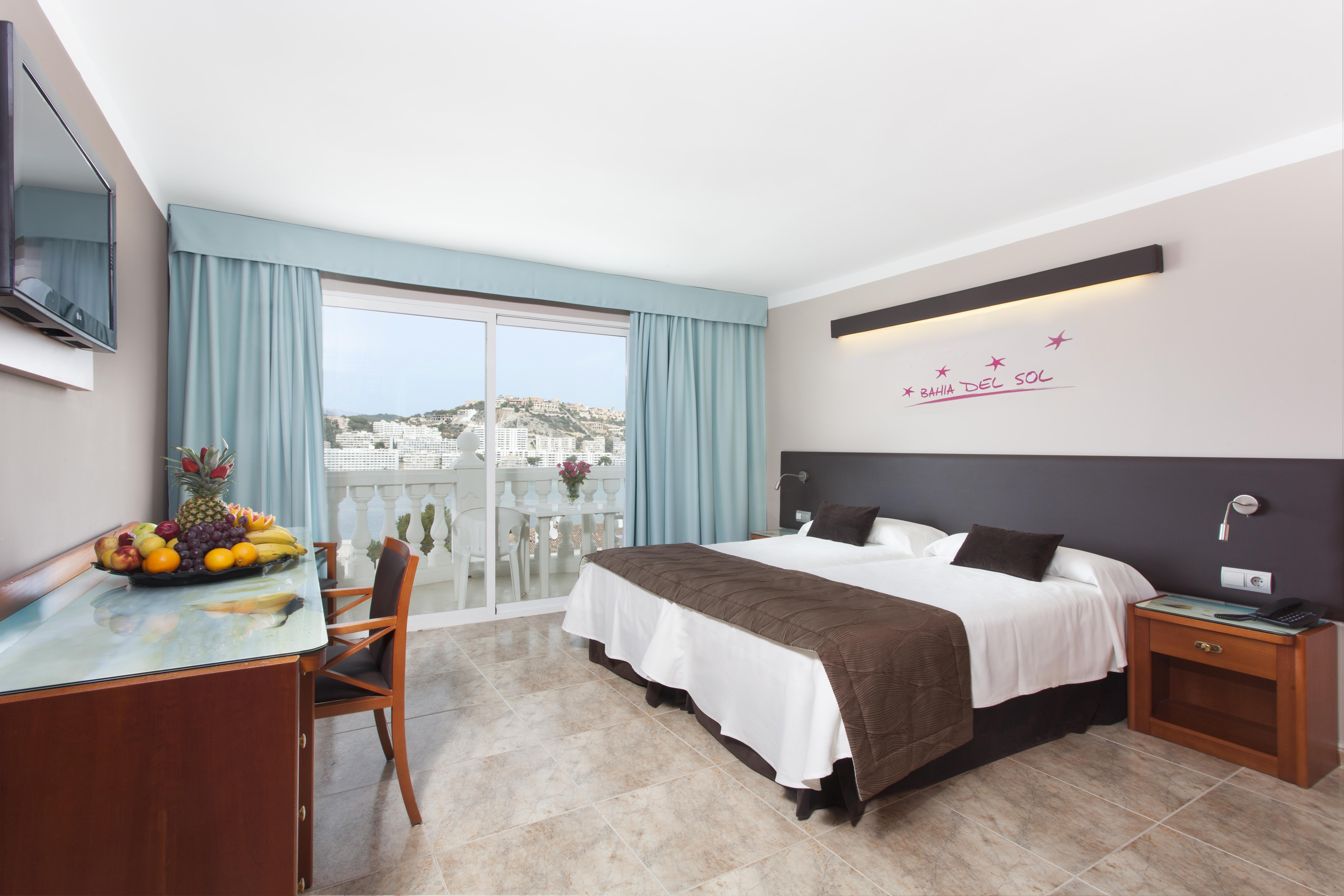 Hotel Bahia Del Sol ซานตาปอนซา ภายนอก รูปภาพ