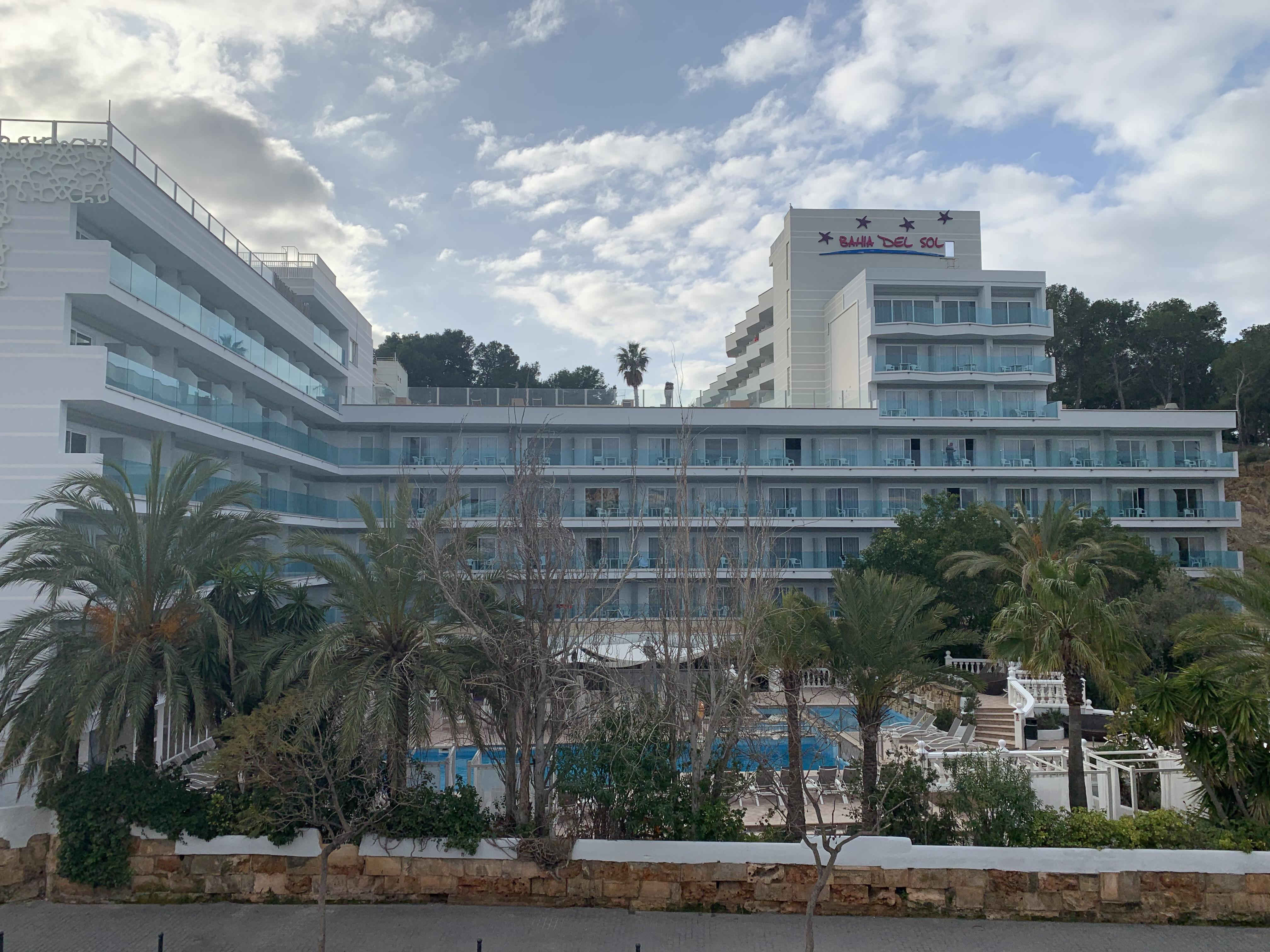 Hotel Bahia Del Sol ซานตาปอนซา ภายนอก รูปภาพ