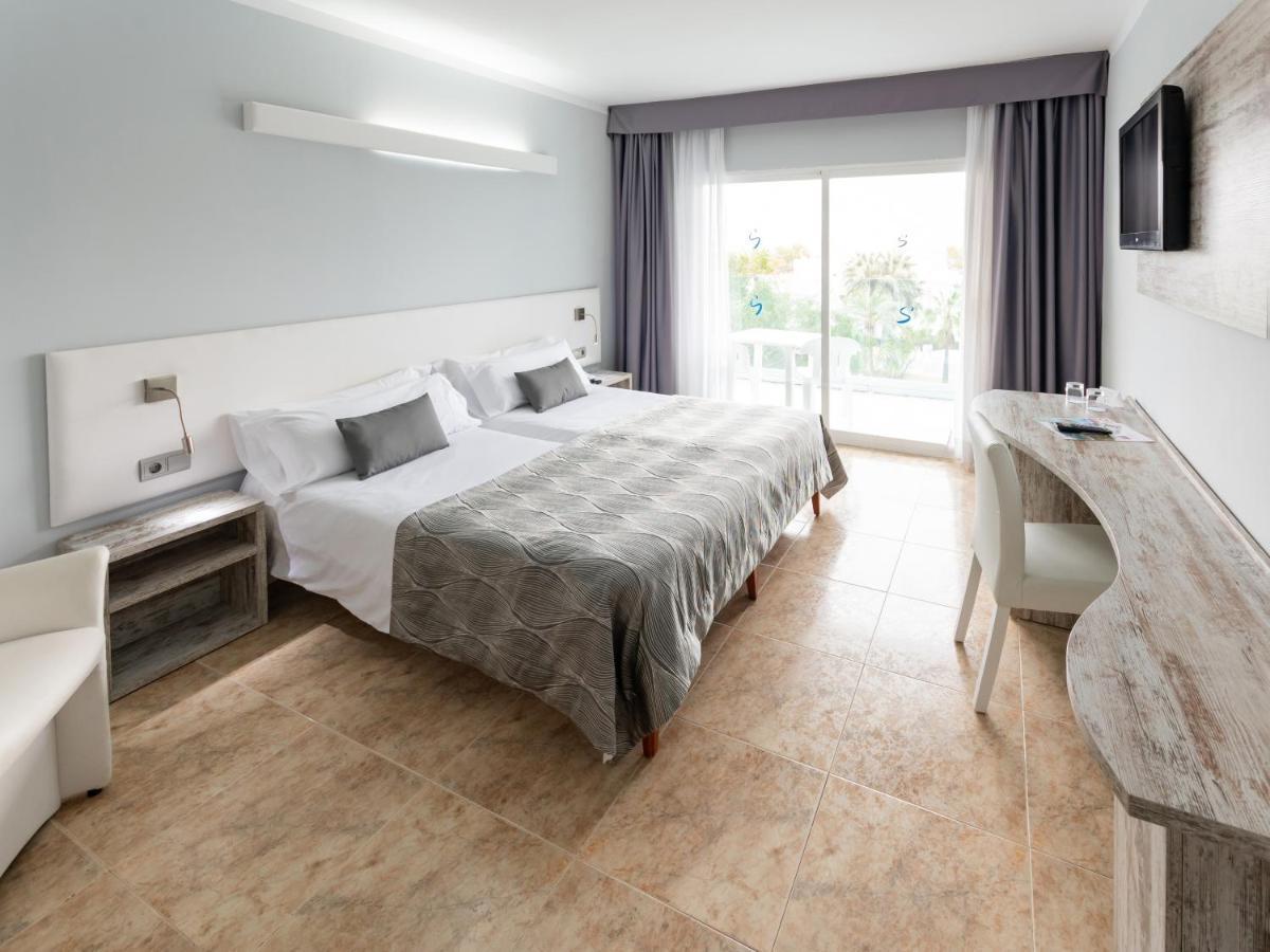 Hotel Bahia Del Sol ซานตาปอนซา ภายนอก รูปภาพ