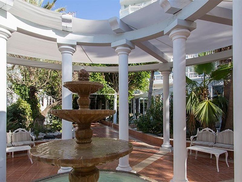 Hotel Bahia Del Sol ซานตาปอนซา ภายนอก รูปภาพ
